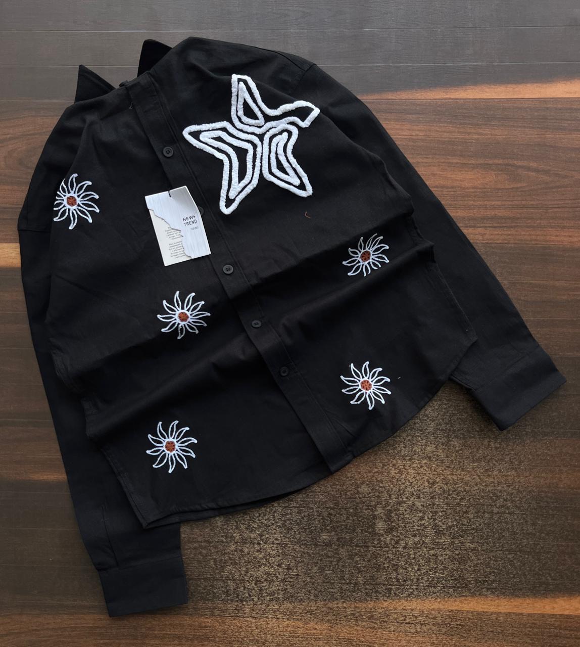 Daisy Puff Embroidered Linen Shirt — Relaxed Fit